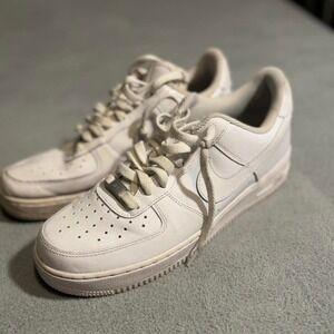White‎ Nike Air Force 1 trainers  Size 9